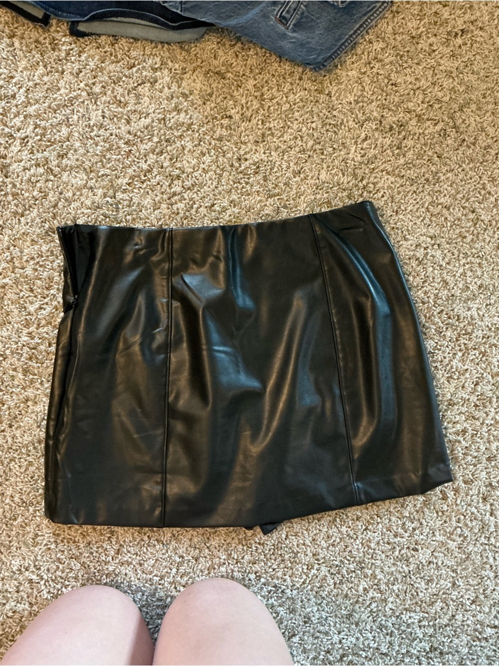 Abercrombie & Fitch Black Faux Leather Mini Skort - Picture 3 of 3